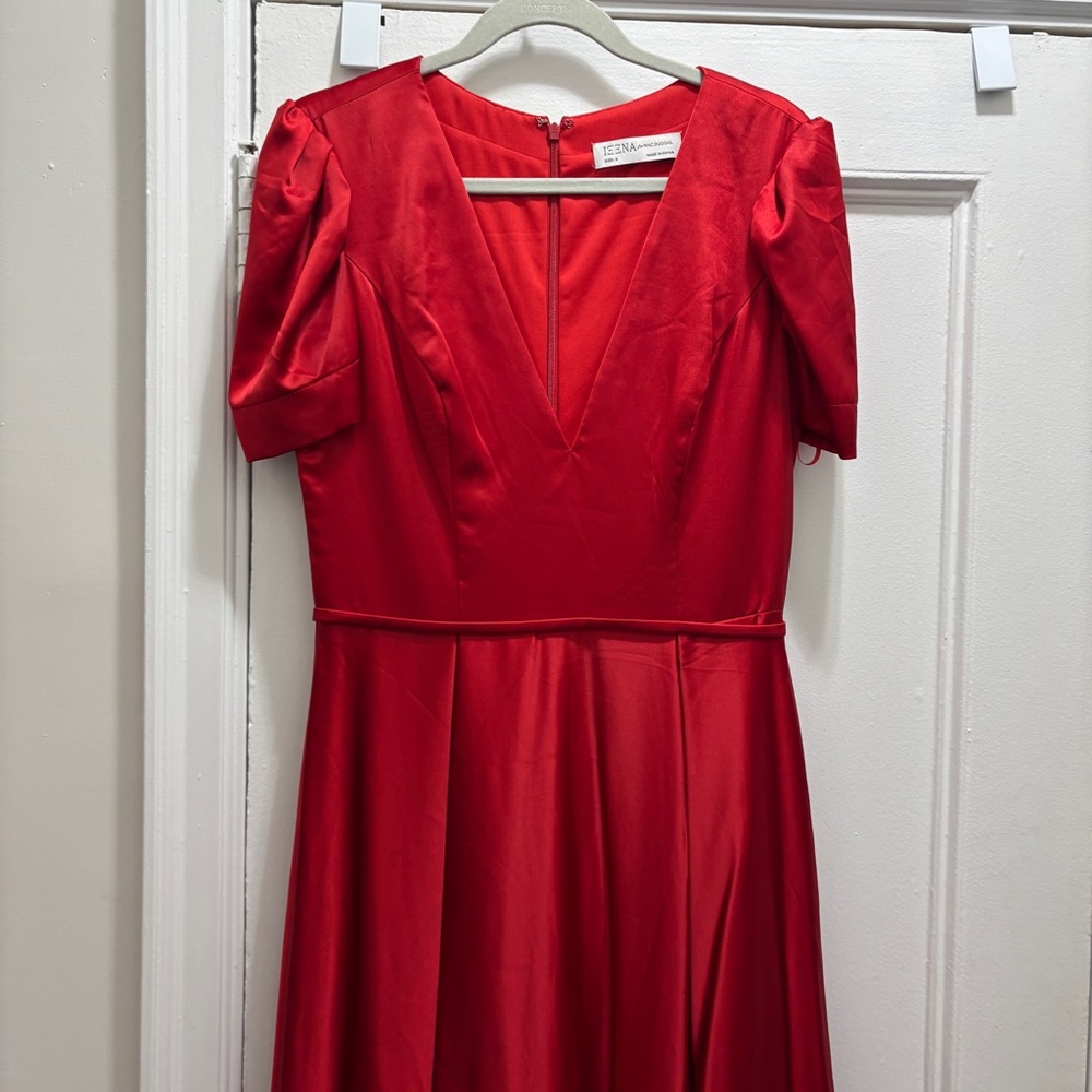 Leena for Mac Duggal red silk ballgown size 8